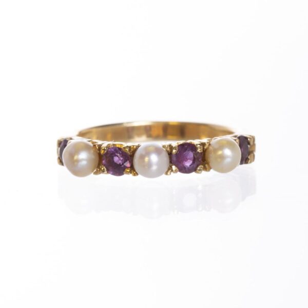 Anillo en oro 18 K con perlas y rubíes