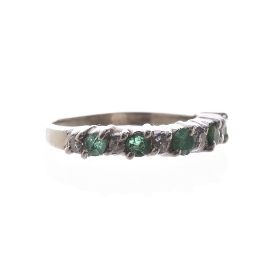 Anilloen or 18 K con brillantes y esmeraldas - Imagen 2