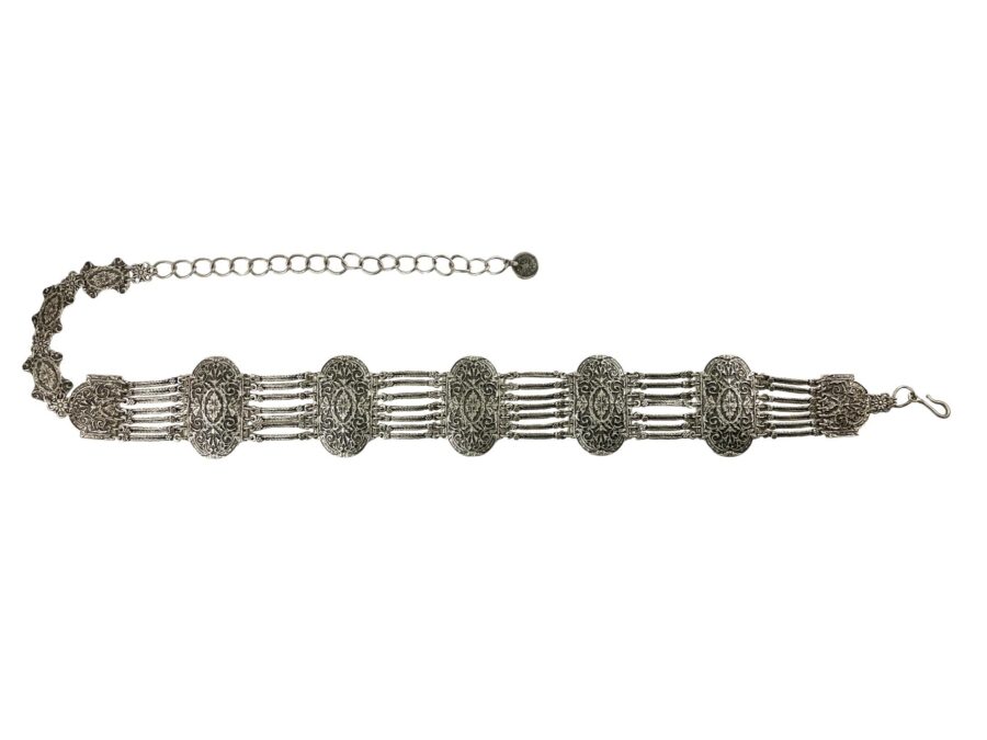 Cinturón persa en plata fundida