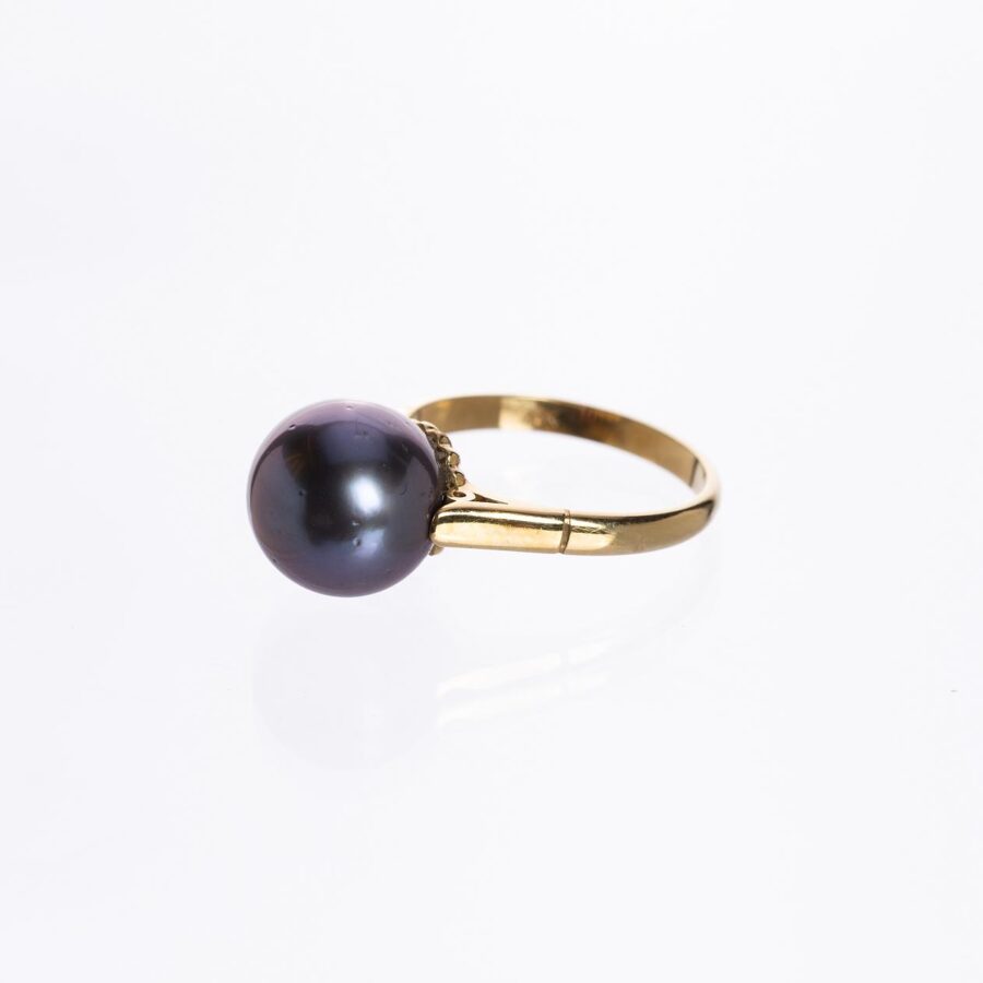 Anillo en oro 18 K con perla negra - Imagen 2
